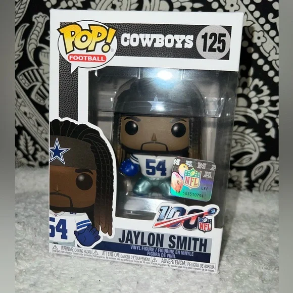 New! Never unboxed Funko Pop Jaylon Smith 125 Dallas Cowboy NFL - Picture 1 of 10